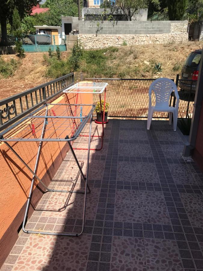Holiday Home Orange Utjeha Luaran gambar