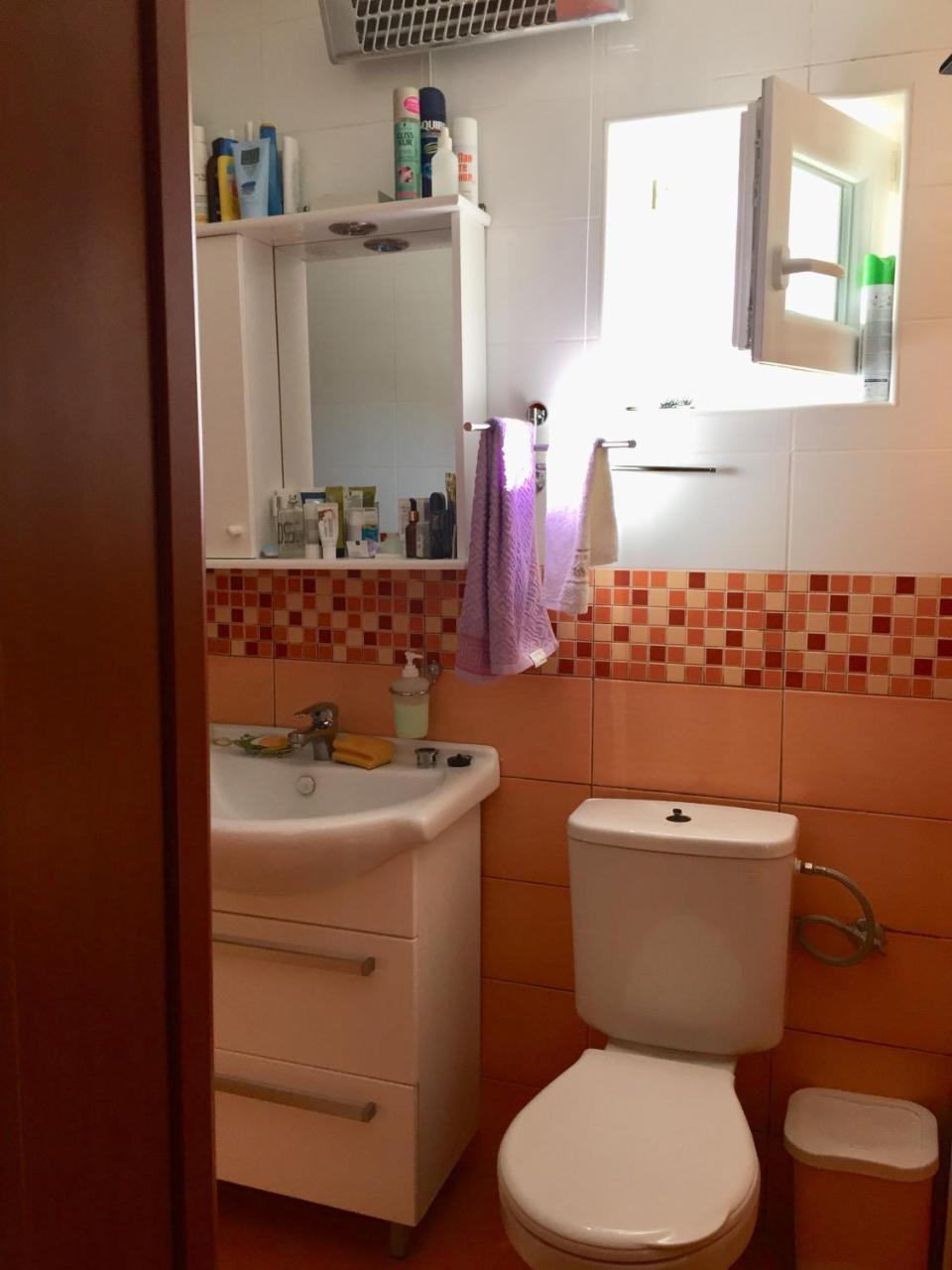 Holiday Home Orange Utjeha Luaran gambar